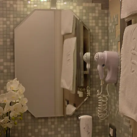 Lenotti 住宿加早餐酒店 2*