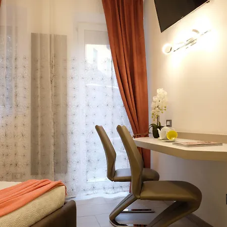 住宿加早餐酒店 Lenotti 维罗纳