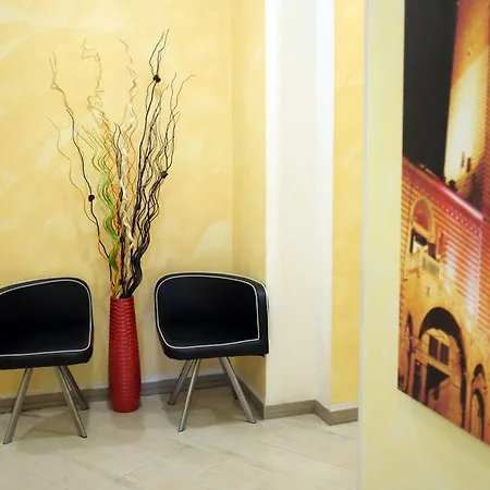 Lenotti فندق مبيت وإفطار