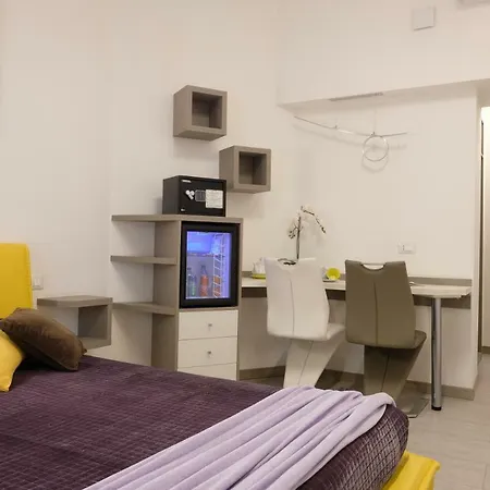 Lenotti فندق مبيت وإفطار 2*